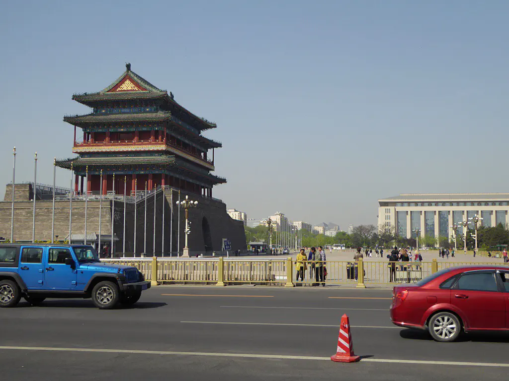 „Des Kaisers Armee, Palast und Grab: Xian und Beijing“
